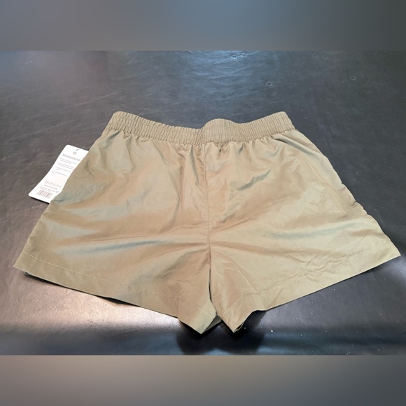 Layer 8 QWick-Dry Night Walk Cargo Active Shorts size M NWT - Picture 3 of 8